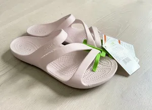 CROCS Kadee Pink Slides Sandals Sz 7 NEW NWT thumbnail 1