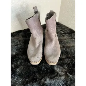 VOLLSJO SUEDE LEATHER WOODEN heel studded booties boots 39 8.5 thumbnail 2