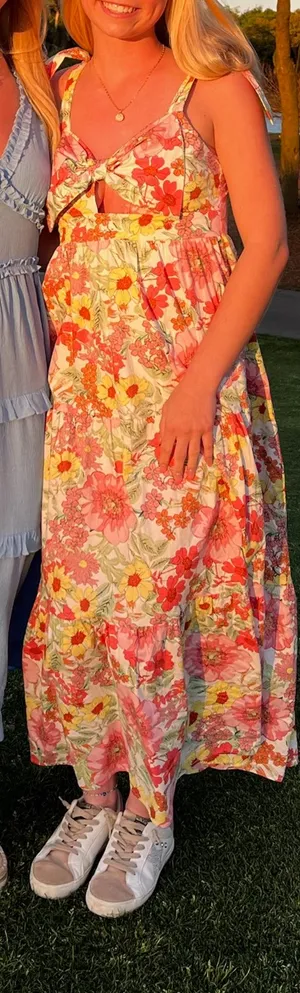 Long dress Multiple Size 4 thumbnail 2