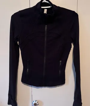 Lululemon Women's Define Black Jacket thumbnail 1