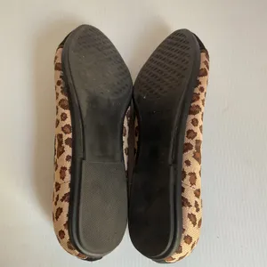Aerosoles Leopard Print Flats Size 8M Women’s Slip On Ballet Shoes Round Toe thumbnail 9