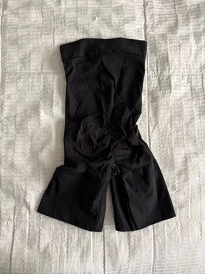 SKIMS Black High-Waisted Mid-Thigh Shapewear Shorts Women’s XS thumbnail 3