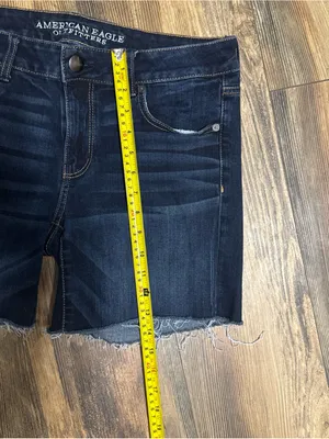 American Eagle Midi Super Stretch Cutoff Jean Shorts Women’s Size 12 thumbnail 3
