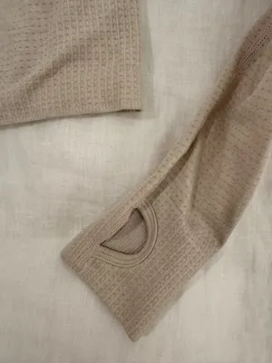 Gymshark Long Sleeve Top thumbnail 4