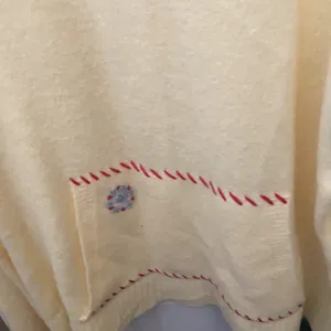 FINAL MARKDOWN White stag sweater xl thumbnail 2