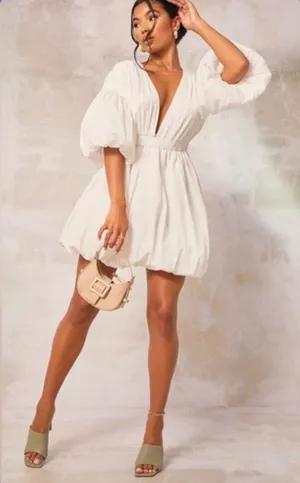 Pretty Little Thing Bubble Puff Dress! Very bridal! thumbnail 4