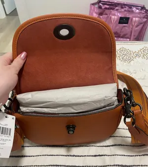 Coach Leather Purse thumbnail 4