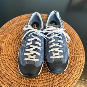 GoLite Footwear Lime Lite Hiking Trail Shoes‎ Women’s Sz 7.5 Blue Leather Pawpad thumbnail 2