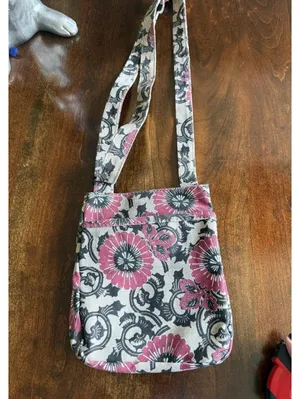 KAVU Floral Crossbody Sling Bag with Front Pocket thumbnail 6