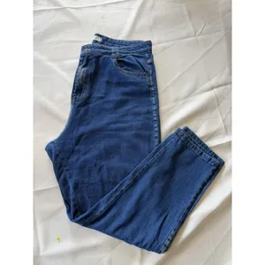 Women’s Blue Medium Wash Straight Leg Denim Jeans Solid 5-Pocket Size 14 thumbnail 4