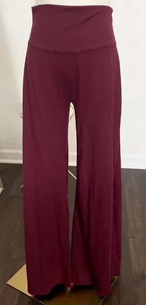 NWT High Waisted Yoga Casual Wide Leg Pants Size M Burgundy Red thumbnail 1