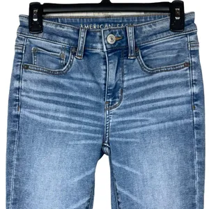American Eagle SZ 4 LONG Hi-Rise Jegging Jeans Soft Knit Chewed Hems Whiskered thumbnail 2
