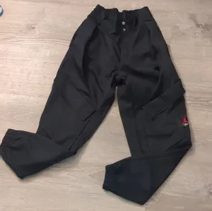 Jordan flight cargo jogger pants size XS thumbnail 1