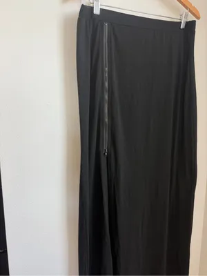 Black Maxi Skirt with Side Zip Size XL thumbnail 2