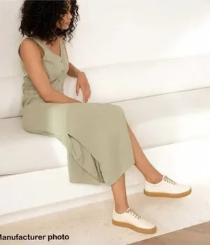 Nisolo Everyday Leather Sneaker with Vibram Sole in‎ Beige Neutral Tan Size 11 thumbnail 1
