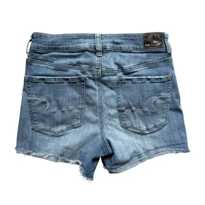 Womens American Eagle AEO Denim Distrssed Hi-Rise Shortie Stretch Jean Shorts 6 thumbnail 2