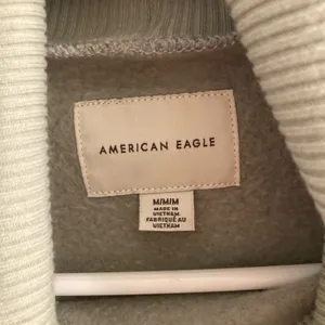 American Eagle Light Green Leopard Print Cropped Sweatshirt - Size M thumbnail 4