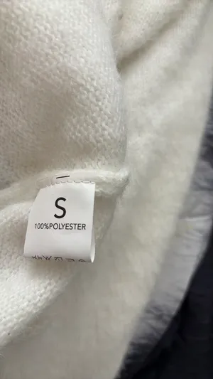Christmas winter sweater thumbnail 2