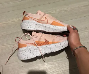 Nike Sneakers thumbnail 4