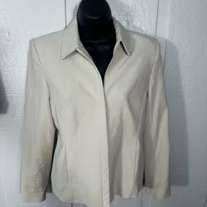Kate Hill Petites Tan Zip Front Blazer Size 2P EUC thumbnail 3