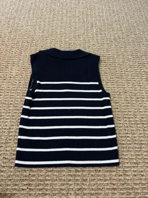 Old Navy Sweater Tank Top thumbnail 2