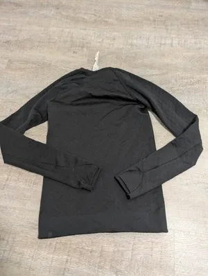 Lululemon Athletica Rest Less Pullover Cable Black Workout Shirt Size 2 thumbnail 3