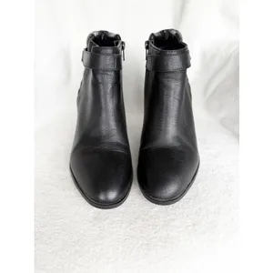 Alfani Wakefield Quilted Leather Booties Size 10 thumbnail 3