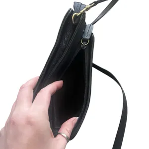 Giani Bernini Black‎ Leather Casual Classic Small Crossbody Shoulder Purse thumbnail 4