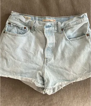 Levi’s Wedgie Shorts thumbnail 1