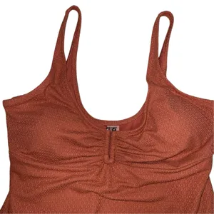 Old Navy One-Piece Swimsuit Women's Size XL Crochet New Amber Glow Salmon Resort thumbnail 3