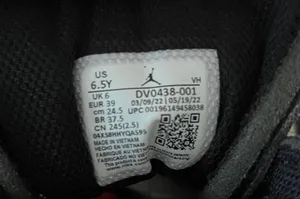 Air Jordan 1 Mid SE Craft GS ‘Inside Out - Black’ thumbnail 9