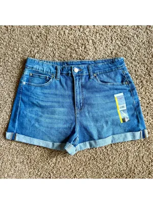 No Boundaries Denim Blue Women's Super Curvy Mom Shorts thumbnail 2