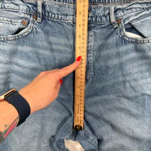 American Eagle 16 Jeans Super High Rise Baggy Wide Leg Raw Hem Blue Denim Grunge thumbnail 16