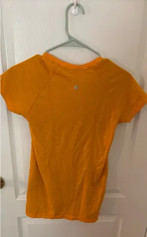 Lululemon Swiftly Tech  thumbnail 2