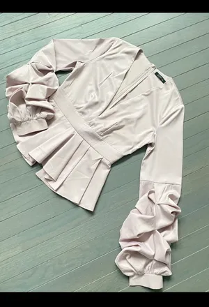 BANJUL V Neck Ruffle Sleeve Peplum Blouse thumbnail 6