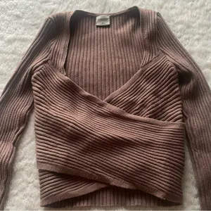 Abercrombie & Fitch LuxeLoft Slim Wrap Sweater thumbnail 4