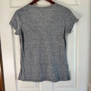 MLB Detroit‎ Tigers V-Neck T-Shirt Women's Heather Gray Baseball Tee M thumbnail 6