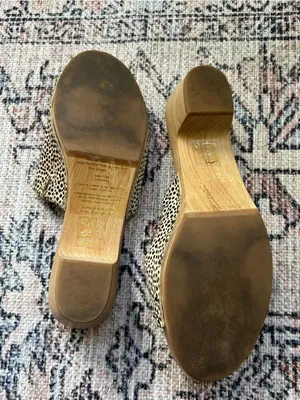 Madewell The Evelyn Slide Clog in Spotted Calf Hair Size 8 thumbnail 7