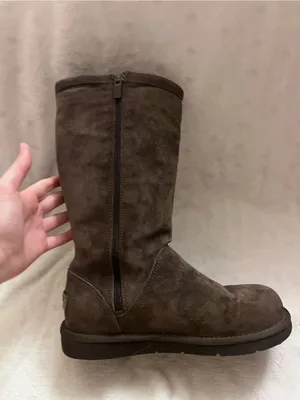 Brown Suede UGG Australia Knightsbridge size 7 thumbnail 4