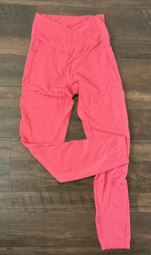 Halara Crossover Waist Leggings Coral Pink High Rise 7/8 Pockets Small Active thumbnail 1