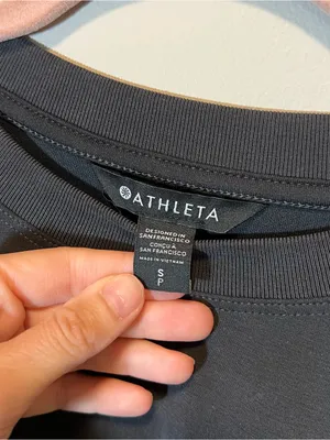 Athleta Women’s Charcoal‎ Gray Sweatshirt Crewneck Small Soft thumbnail 3