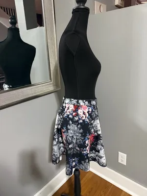 Abercrombie & Fitch Floral Y2K Skater Romantic Cottage-Core Black Mini Skirt M thumbnail 7