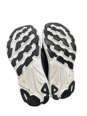 Hoka One Clifton 9 wms black white walking running sneakers sz 8.5B SKU 10-365 thumbnail 6