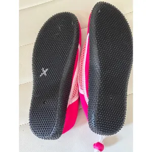 Island Beach Womens Pink Mesh Aqua Socks Water Shoes Size 9 Toggle Heel Traction thumbnail 5