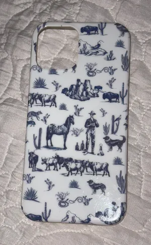 Casely iPhone 12 Case White thumbnail 1