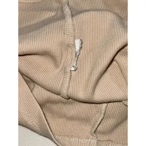 Abercrombie & Fitch Soft A&F Essentials Tan Ribbed Knit Cropped Tank Top Size M thumbnail 4