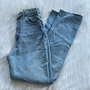 Reformation Stevie Ultra High Rise Jeans in Sydney Wash Sz 27 thumbnail 3
