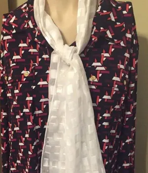 🛍 $ 5.00 🛍WHITE SCARF/WRAP🛍OFFERS COND.🛍 White thumbnail 1