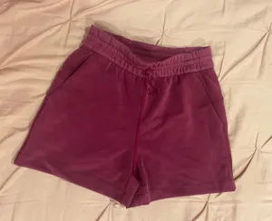 Lululemon Softstreme High-Rise Short 4" thumbnail 1