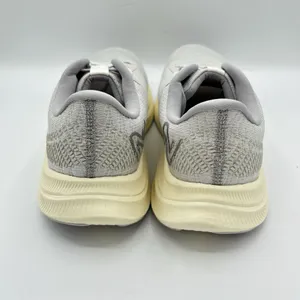 New Balance FuelCell Propel V4 Grey Sneaker Athletic‎ WFCPRCB4 Women Size 10 thumbnail 3